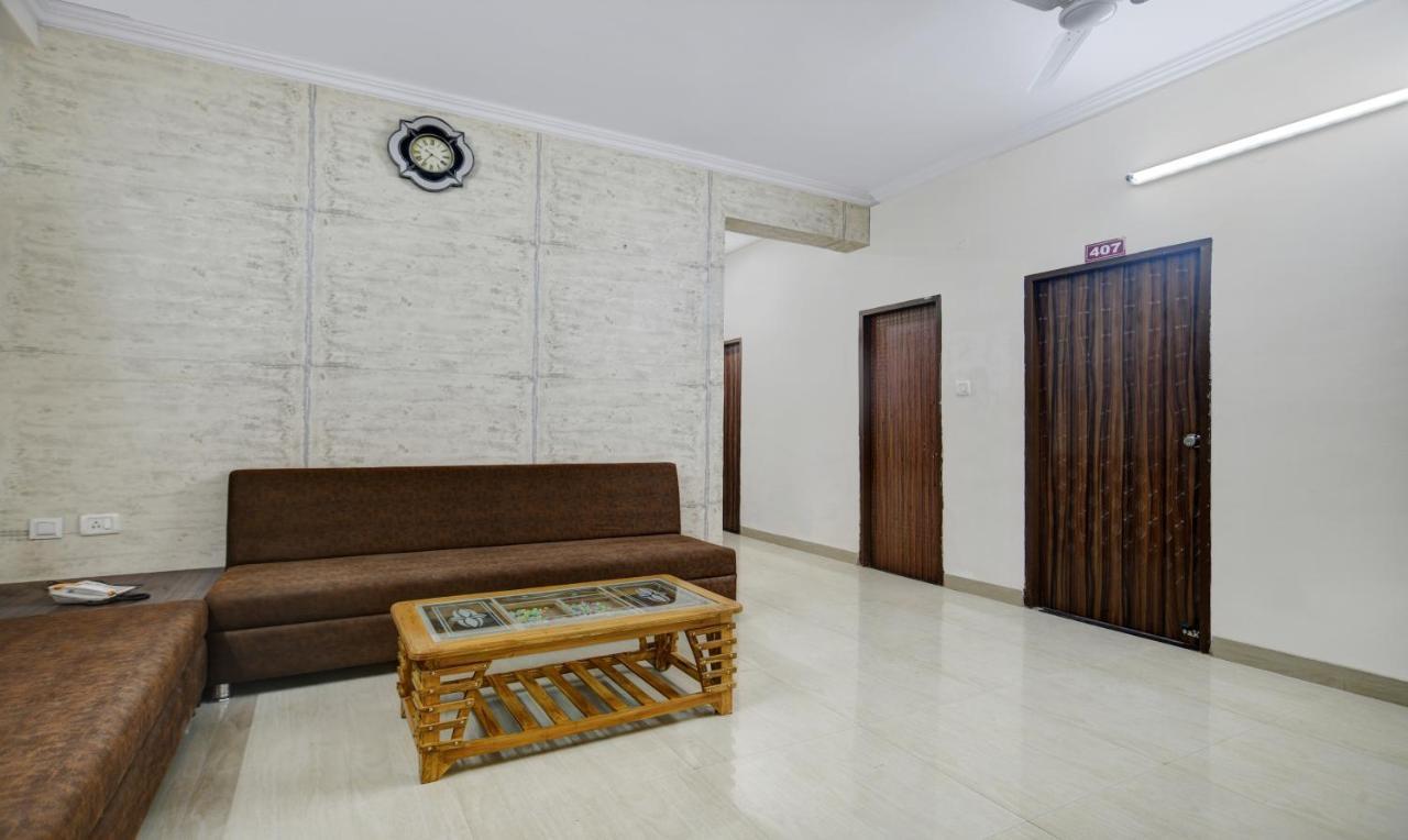 โอโย 69995 อลังการ ทาวเวอร์ Hotel โบปาล ภายนอก รูปภาพ