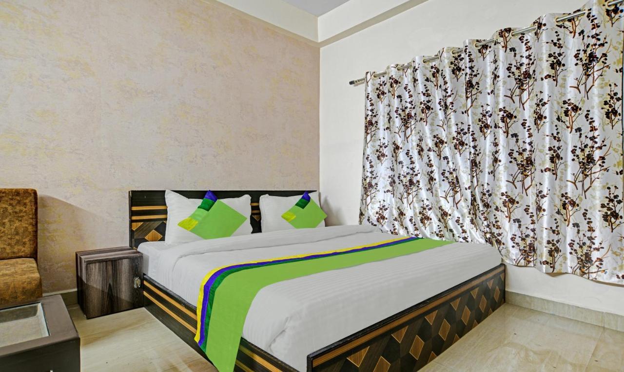 โอโย 69995 อลังการ ทาวเวอร์ Hotel โบปาล ภายนอก รูปภาพ