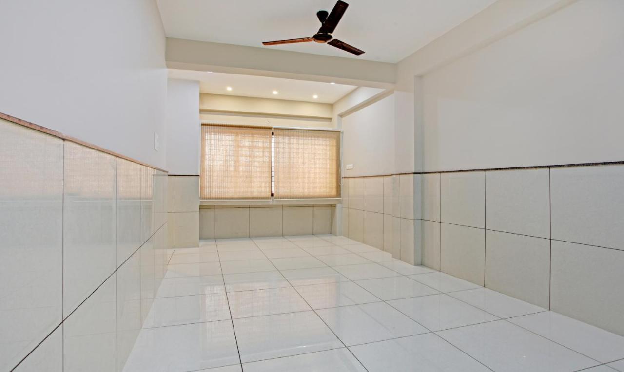 โอโย 69995 อลังการ ทาวเวอร์ Hotel โบปาล ภายนอก รูปภาพ