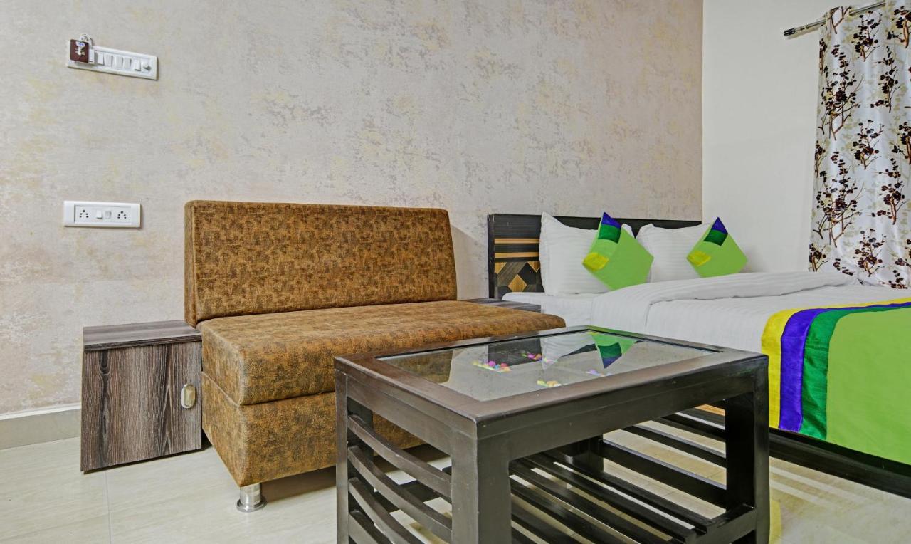 โอโย 69995 อลังการ ทาวเวอร์ Hotel โบปาล ภายนอก รูปภาพ
